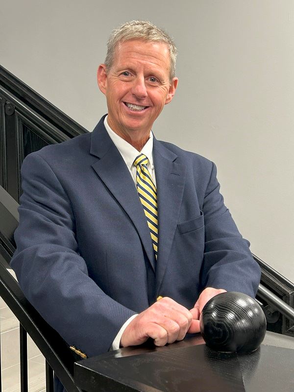 Photo of Commissioner Randy Abernathy (JPG)